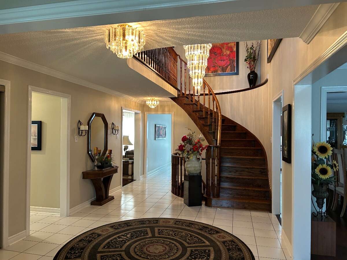 14 Gaslight Crescent