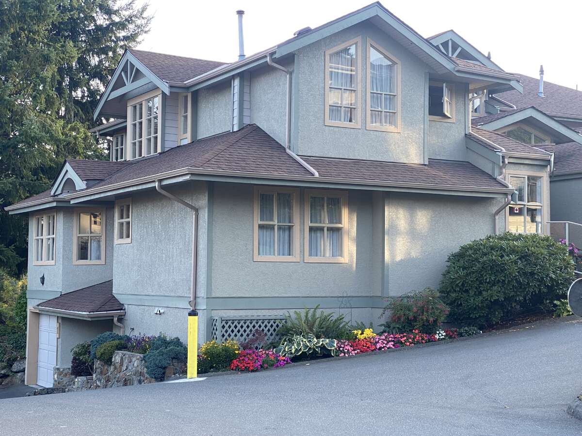 1 500 Marsett Place