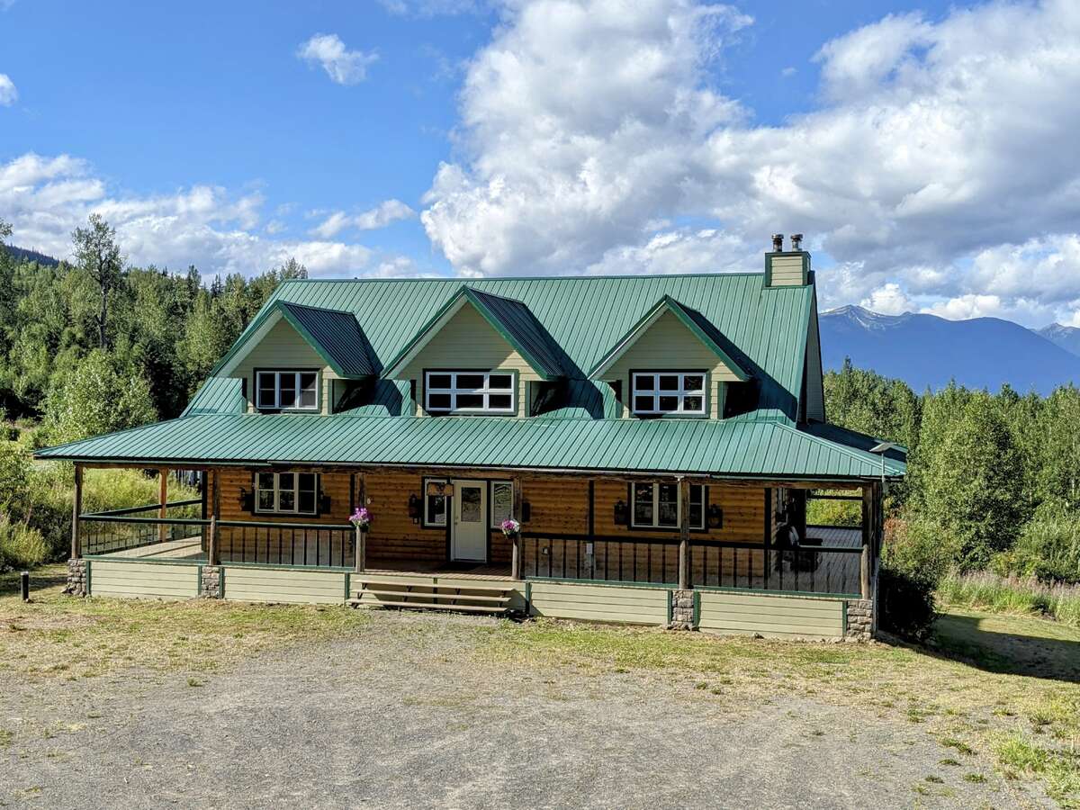 House For Sale South Hazelton, BC